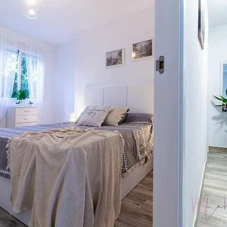 Apartamento 1 En Estadio Sevilla 6 Plazas Y Metro Apartment *